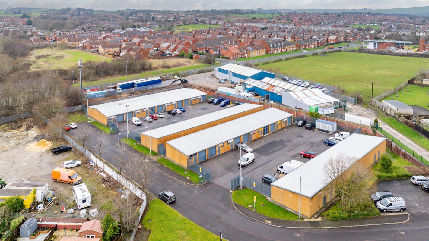 Castle Close Industrial Estate  - Industrial Unit To Let - Castle Close Industrial Estate, Crook